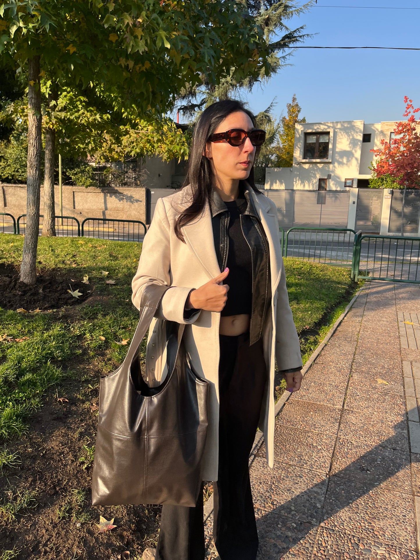 MOCCA HANDLE BAG