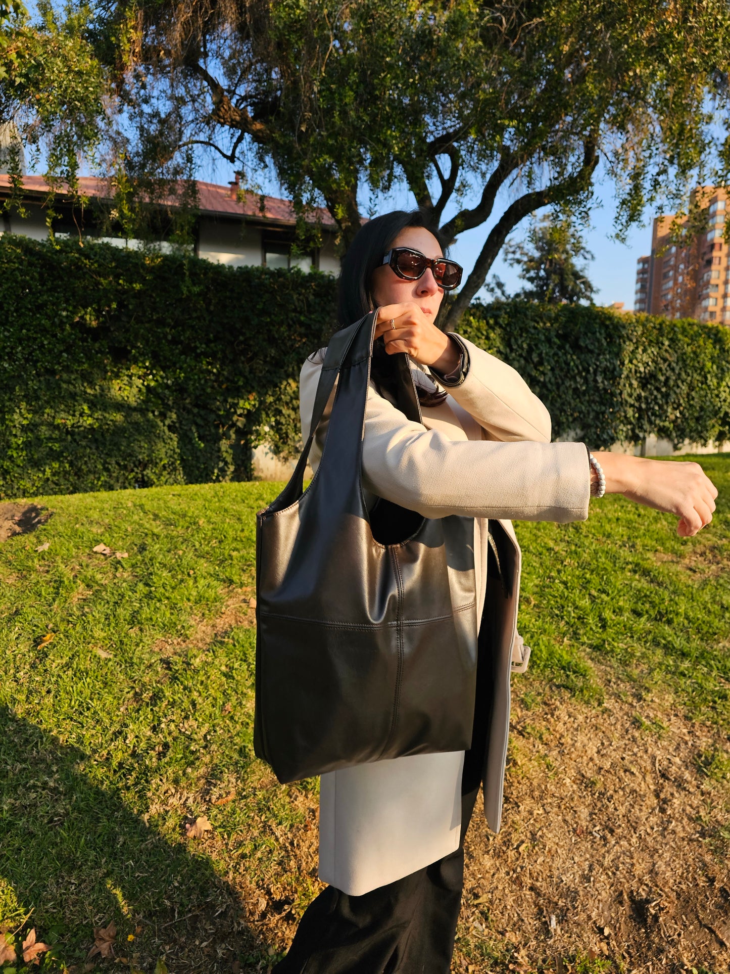 MOCCA HANDLE BAG